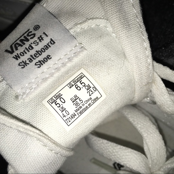 White Vans shoes - Picture 3 of 3